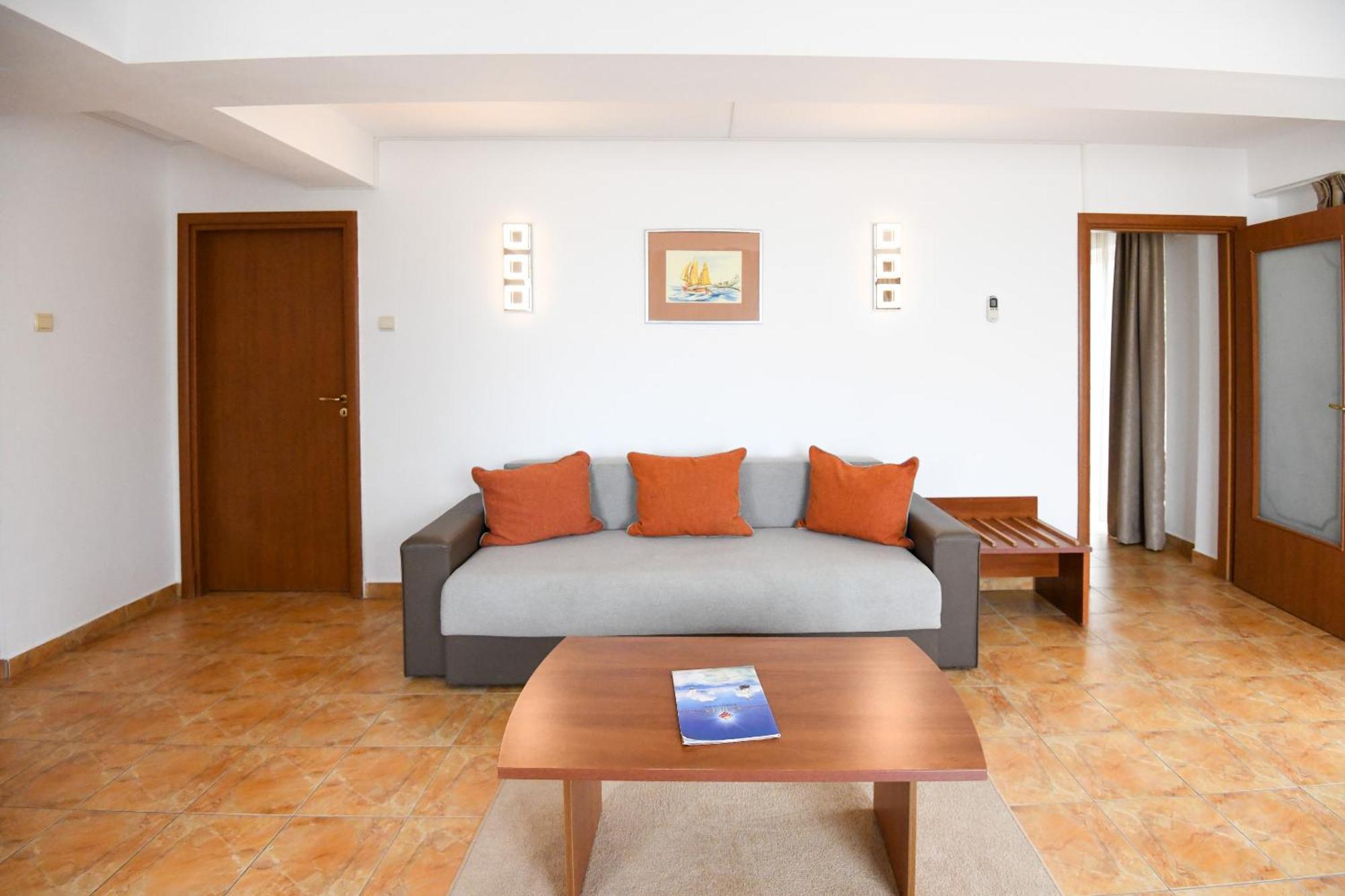Complex Modern All Inclusive Mamaia Extérieur photo